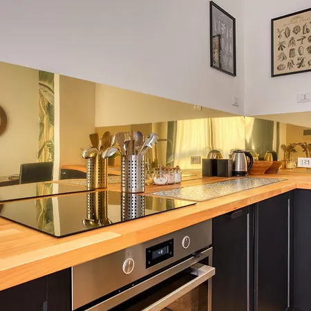 Charming Apartment In Tortona Navigli District Milan Exterior photo
